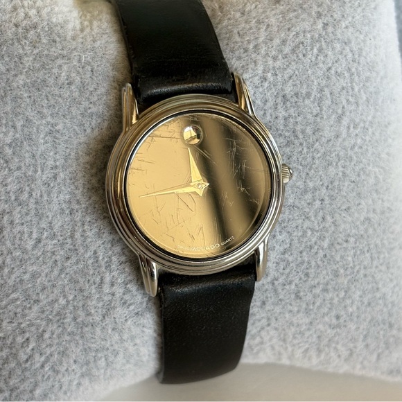 Authentic Movado Swiss Quartz Museum Classic Black Leather Silver Women’s Watch - Picture 3 of 11